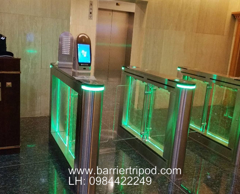 Công trình lắp đặt cổng speed gate Q306 ngân hàng