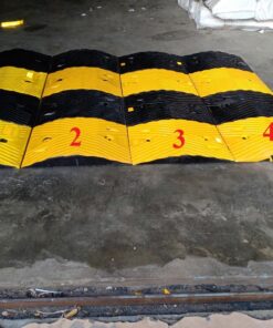 Giá gờ giảm tốc cao su